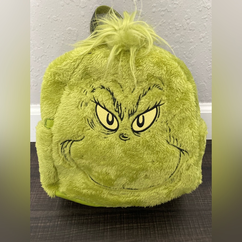 Universal Studios Grinchmas Christmas The Grinch Mini Backpack Grinch Face Fuzzy